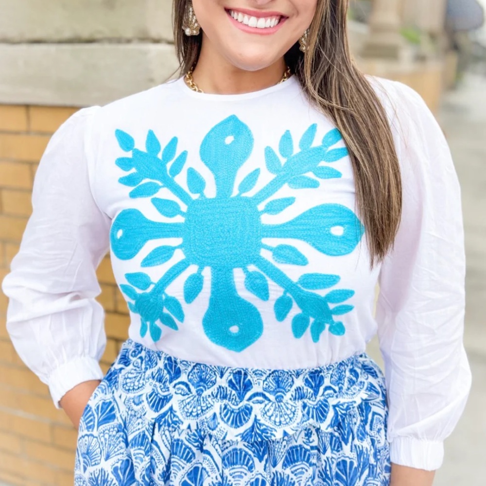 White and Blue Women's Top hearts of Grace NWT